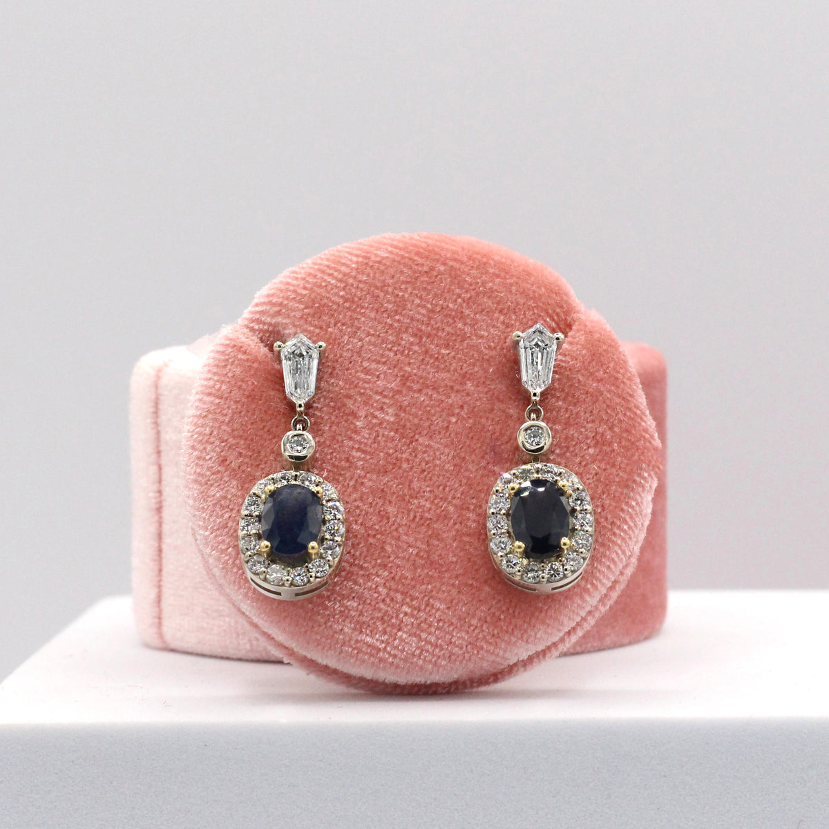 Sapphire Earring
