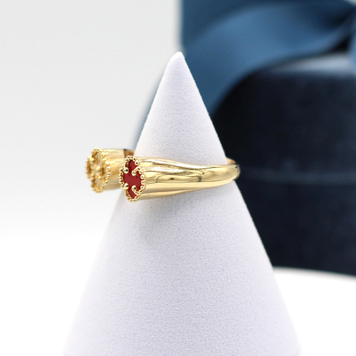 Double Clover Ring