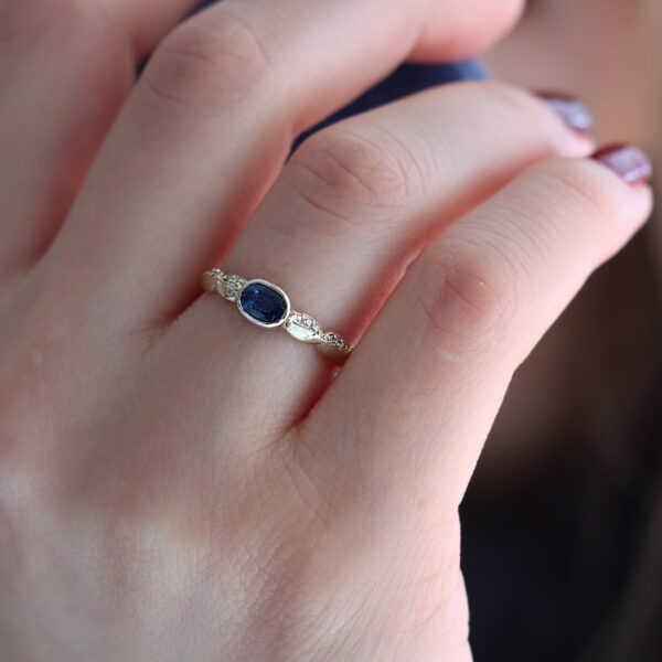 Sapphire Ring