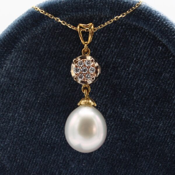 Pearl Pendant