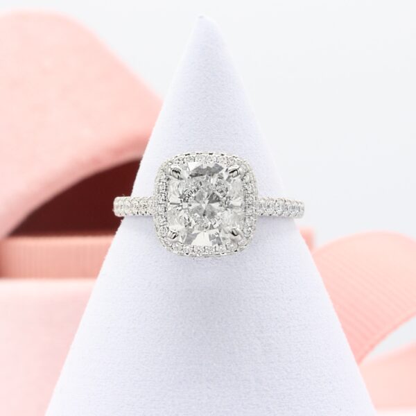 Cushion Solitaire